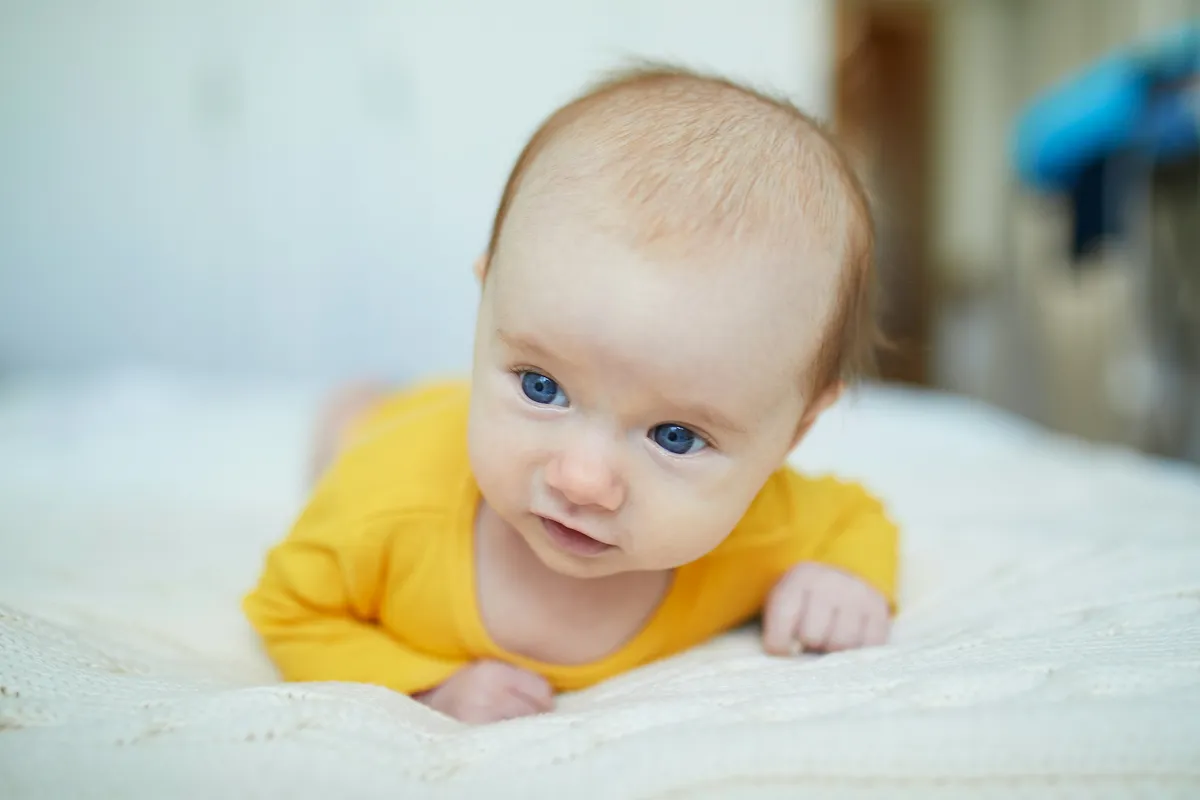 Plagiocéphalie : quand consulter un ostéopathe pour bébé ?